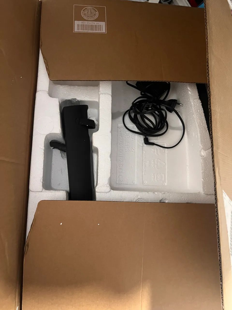 Monitor 27pol 165hz odyssey g3