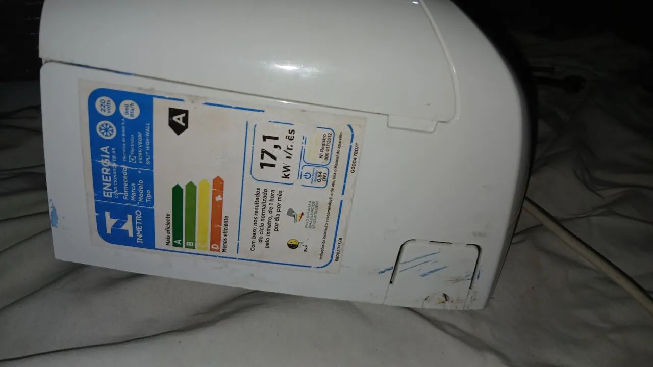 AR-CONDICIONADO ELECTROLUX 