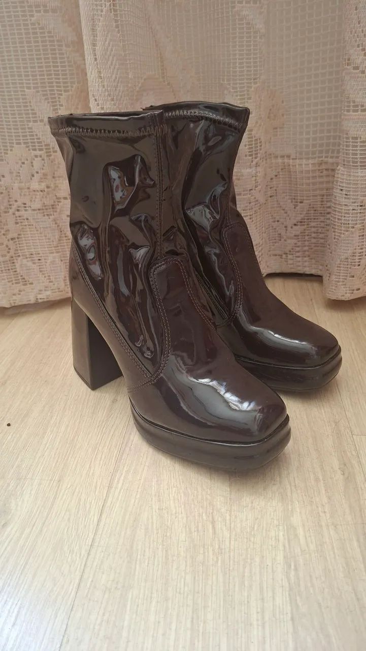 bota 35