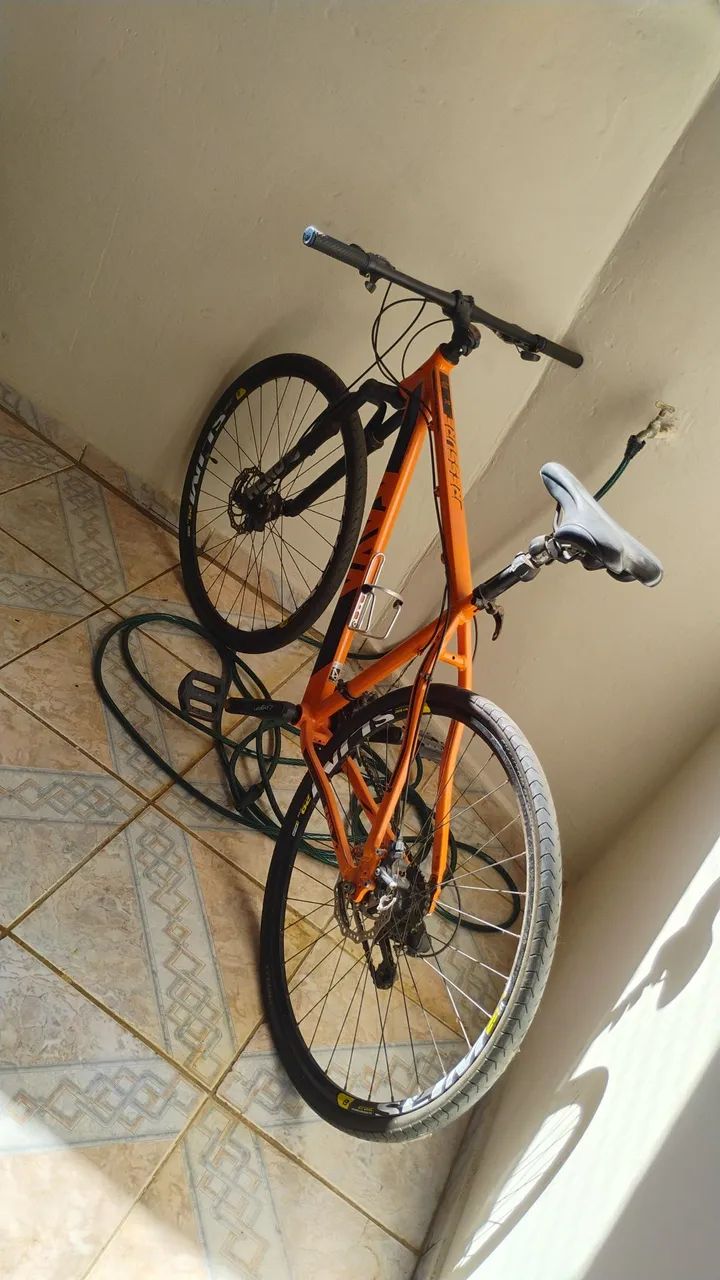 Bicicleta Aro 29 RAVA pressurre
