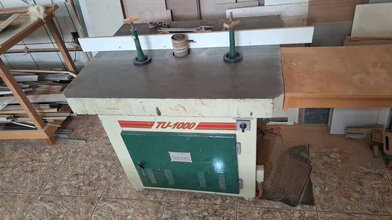 Máquina para marcenaria 