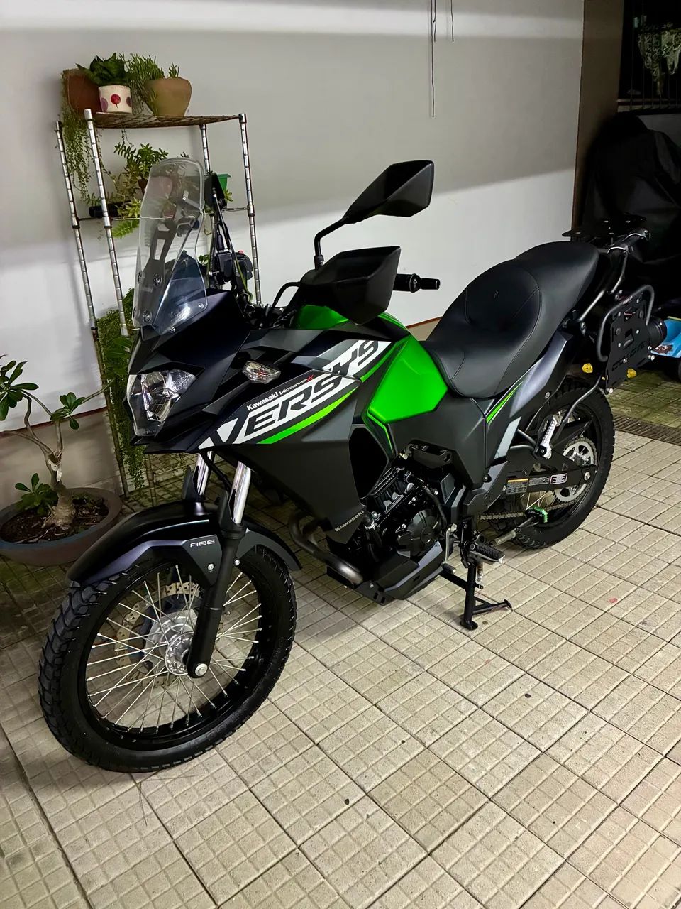 Kawasaki Versys 300 ABS 2023 - oportunidade  - Foto 2