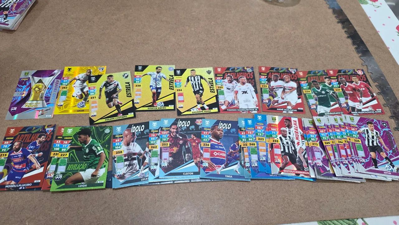 Cards Brasleirao 2025 Adrenalyn xl - Foto 2