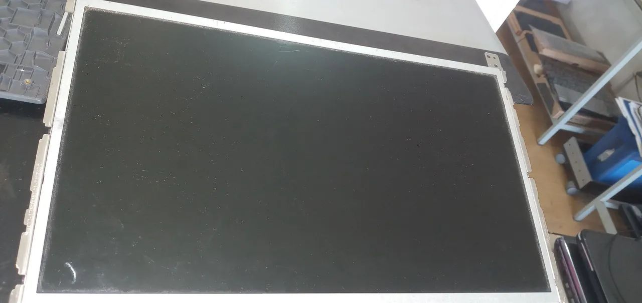 Tela led notebook 14"