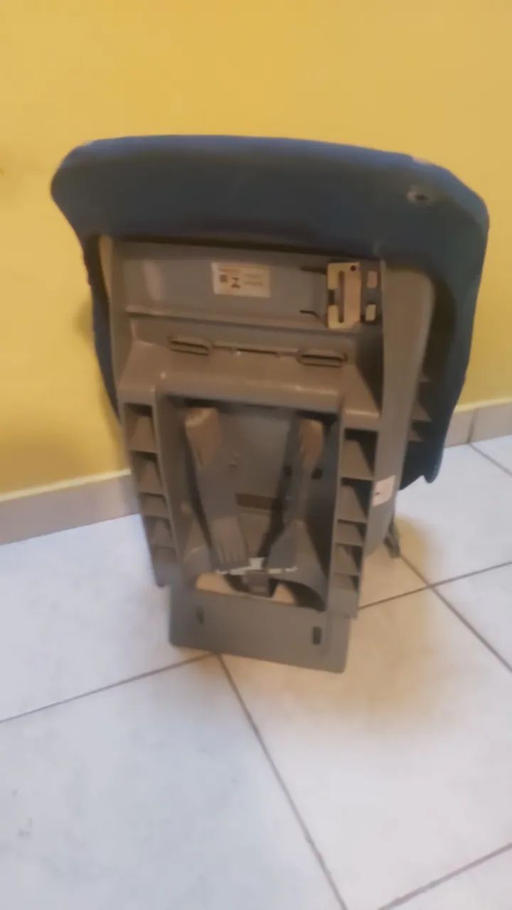 Cadeira de bebê retirada em minha residência. - Foto 4