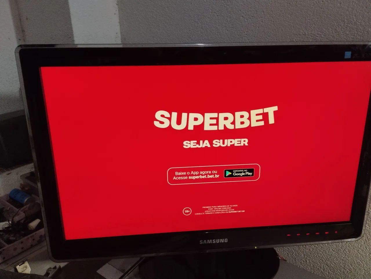 Monitor Samsung DVI/HDMI 23 polegadas. Usado . - Foto 3