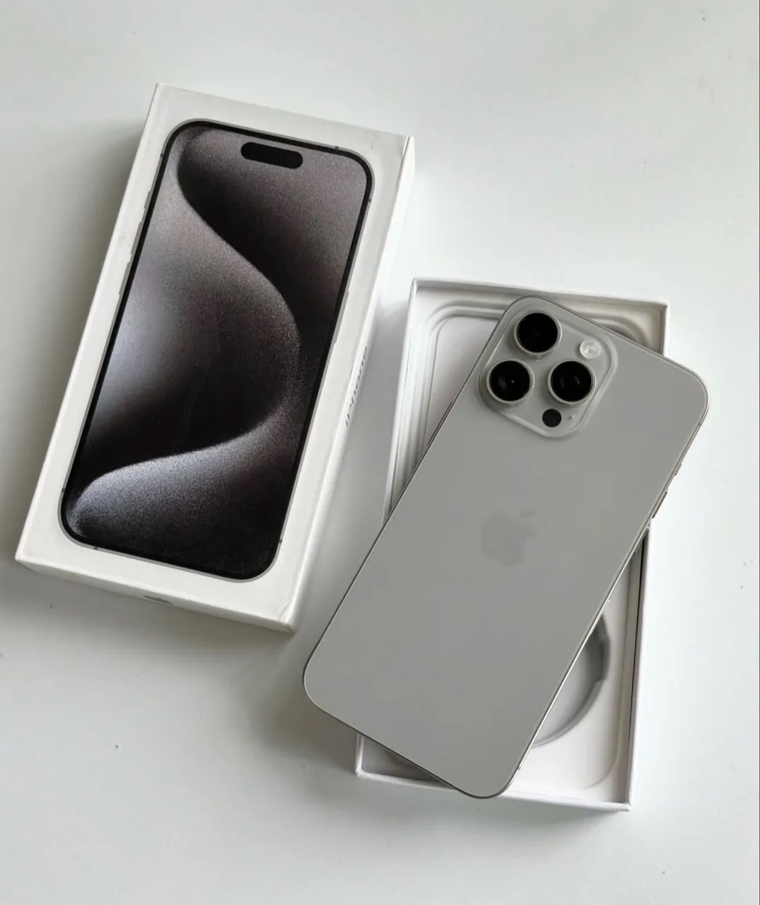IPHONE 15 PRO MAX 256GB LACRADO - Celulares e Smartphones - Zona