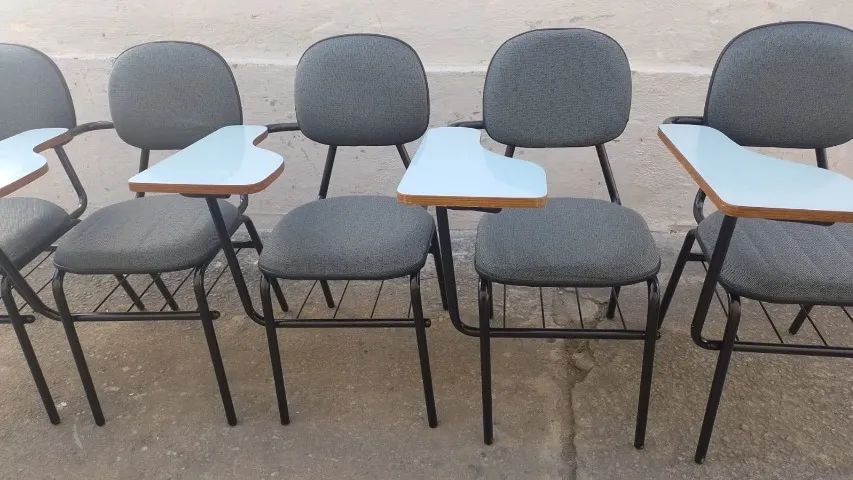 Cadeira Escolar Estofada - Foto 2