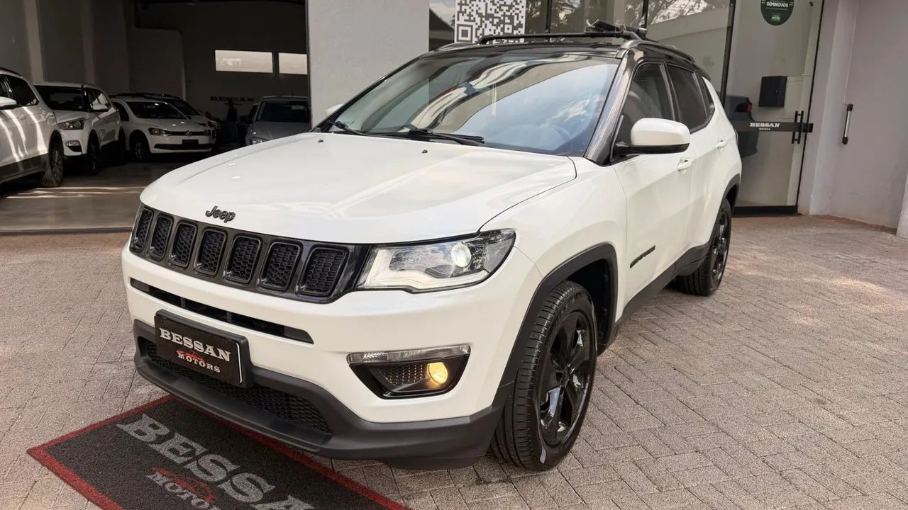 Jeep Compass Night Eagle 2.0 4X2 Flex 16V AUT 2018 - Foto 3