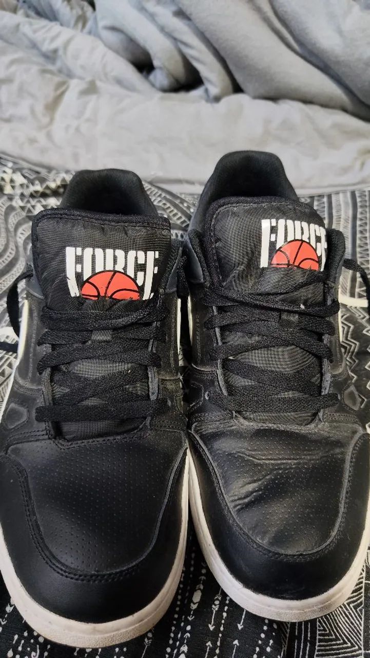 Tenis Nike Full force preto 