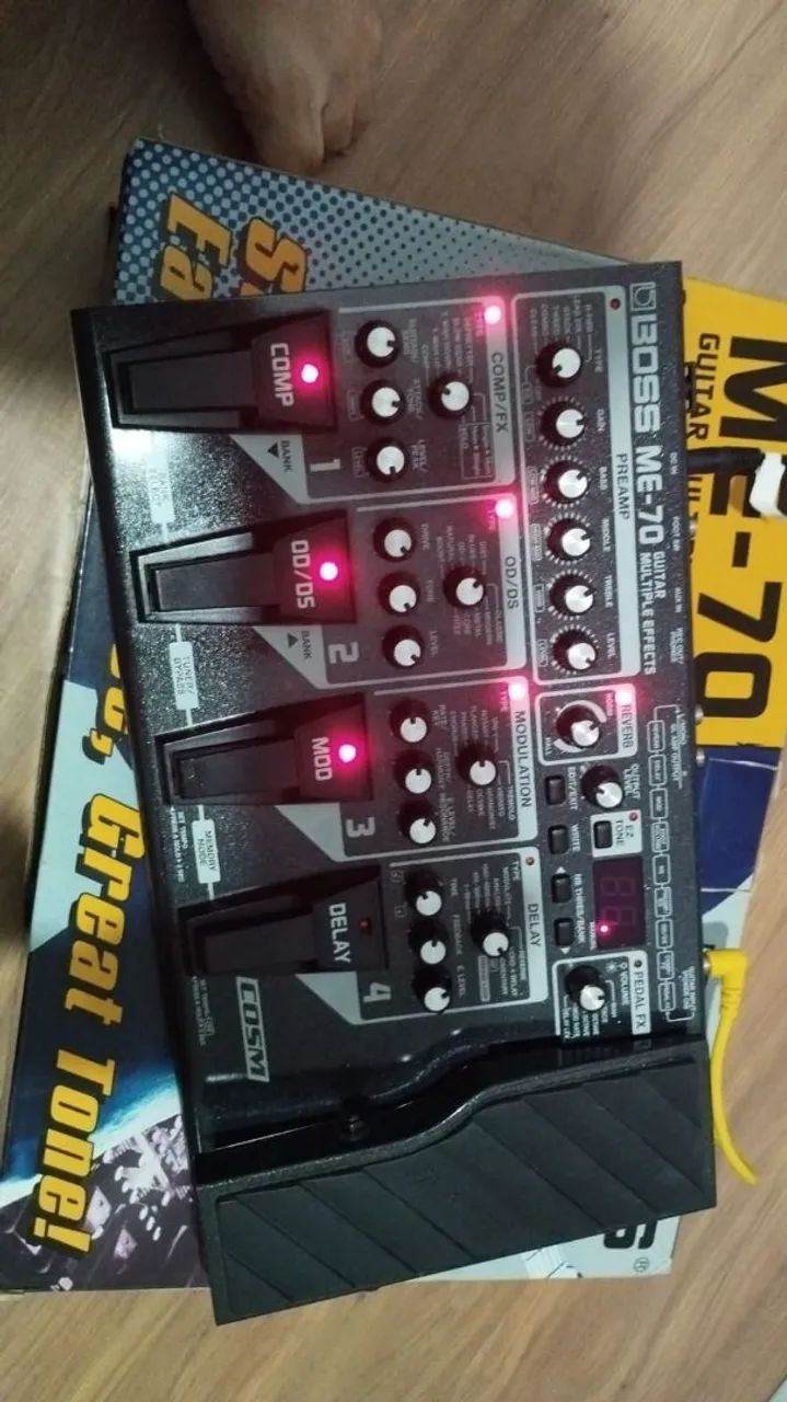 Pedaleira Boss ME-70 - Equipamentos e Acessórios de Som - Maria