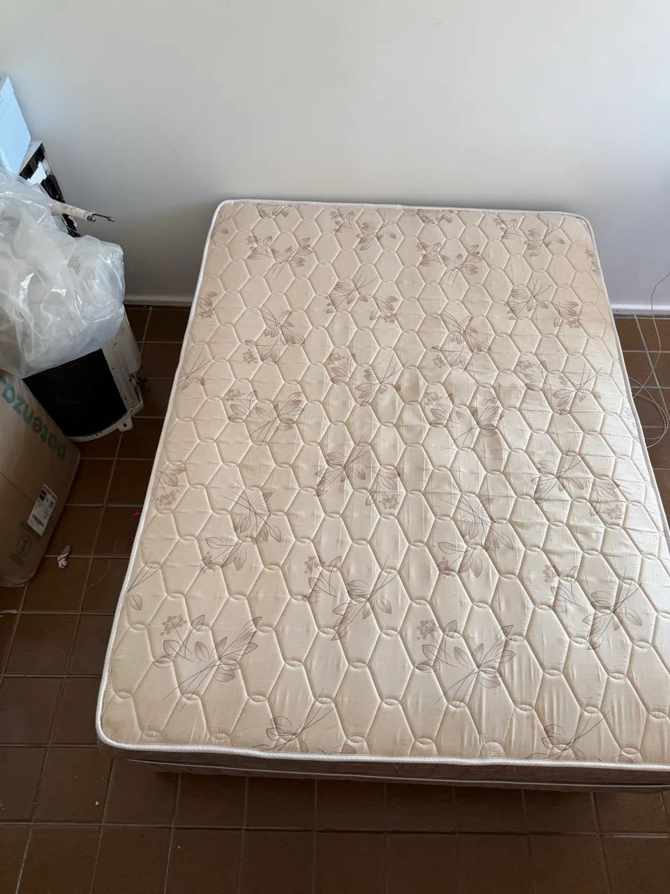 Vendo cama de casal- nova  - Foto 2