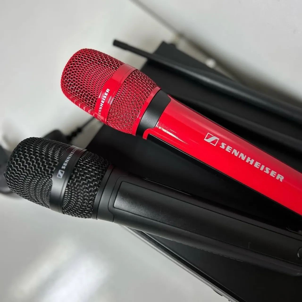 MICROFONE DUPLO SENNHEISER440255265375539204