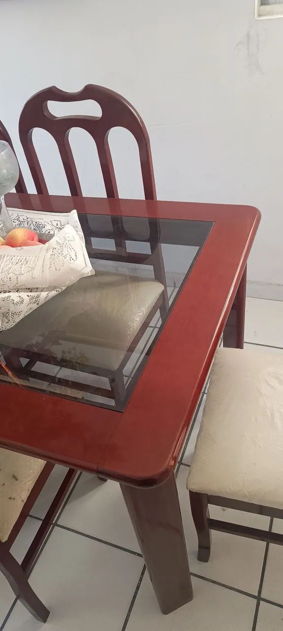Mesa madeira com vidro 8 lugares - Foto 3