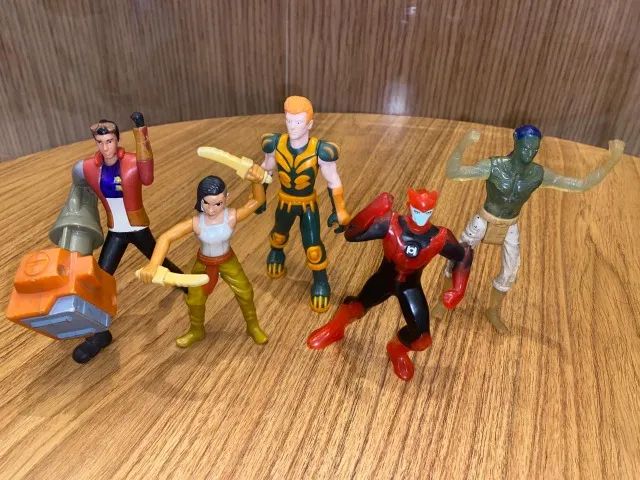 Bonecos colecionáveis lote de 5 bonecos para seu filho  - Foto 2