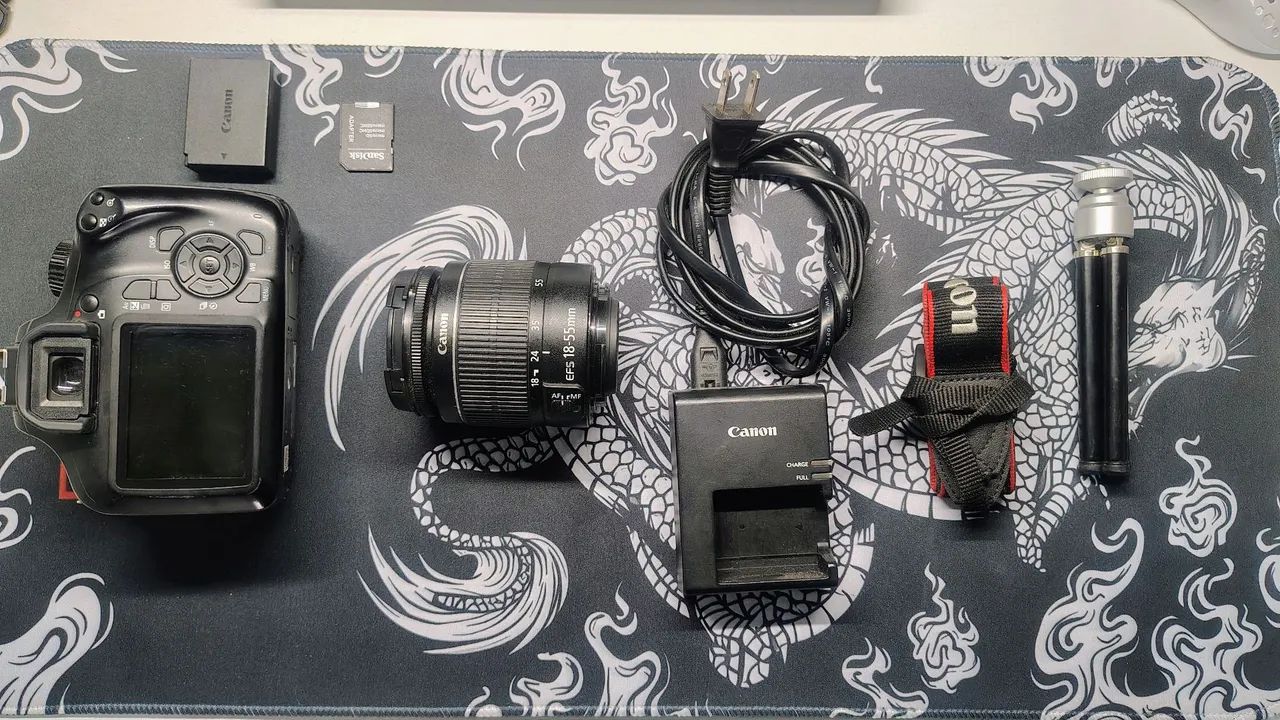 Câmera Canon T100, com kit e lente do kit 