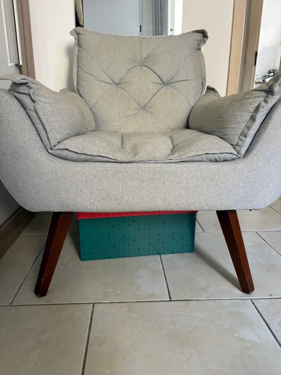 Poltrona Cadeira Decorativa  - Foto 3