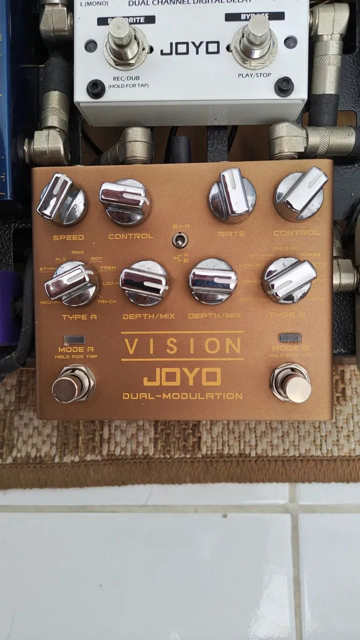 Joyo Vision (pedal de modulações)