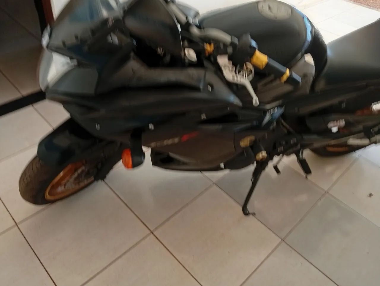 Xj6 2012