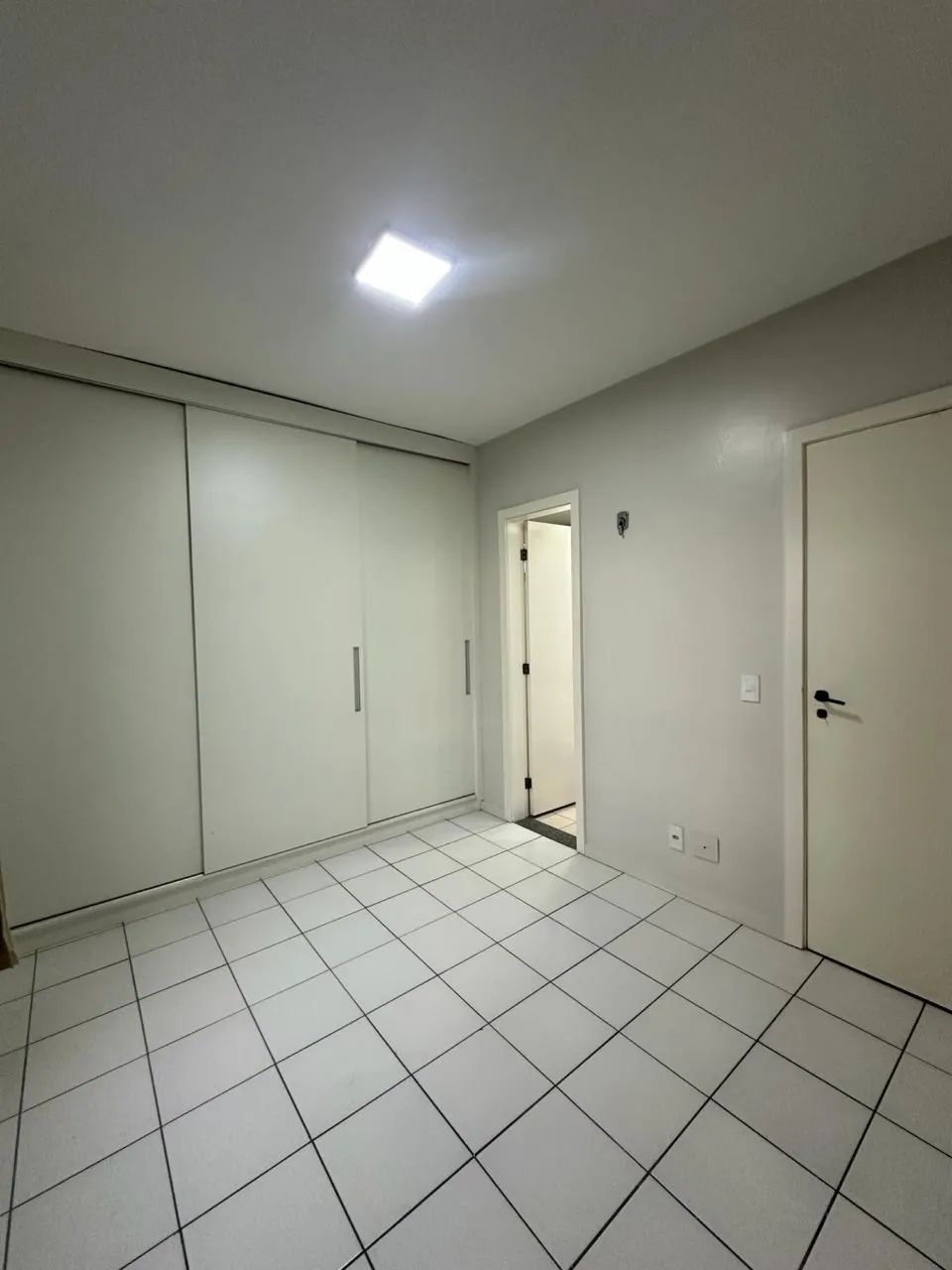 Apartamento para Alugar no Edifício Sainte Marie | 104m² | Adrianópolis | 3 Quartos - Foto 3