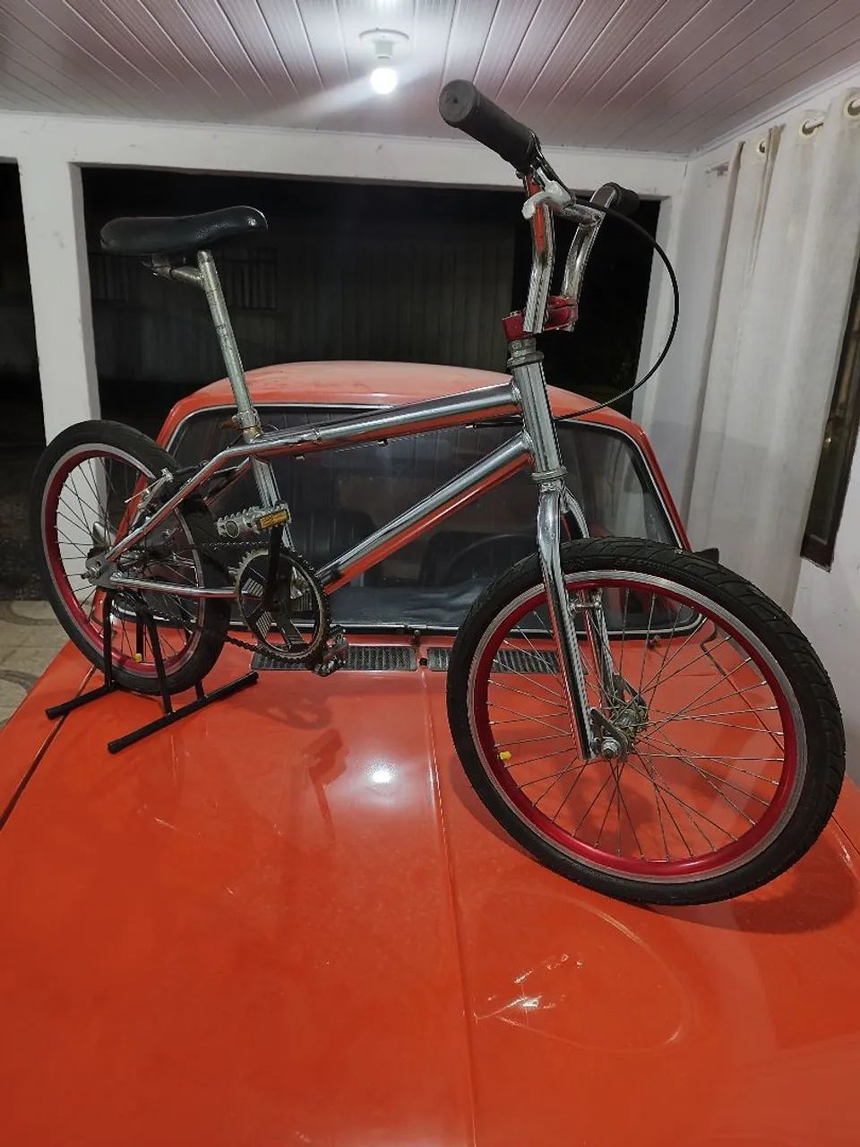 Vendo bicicleta light aro 20  - Foto 5