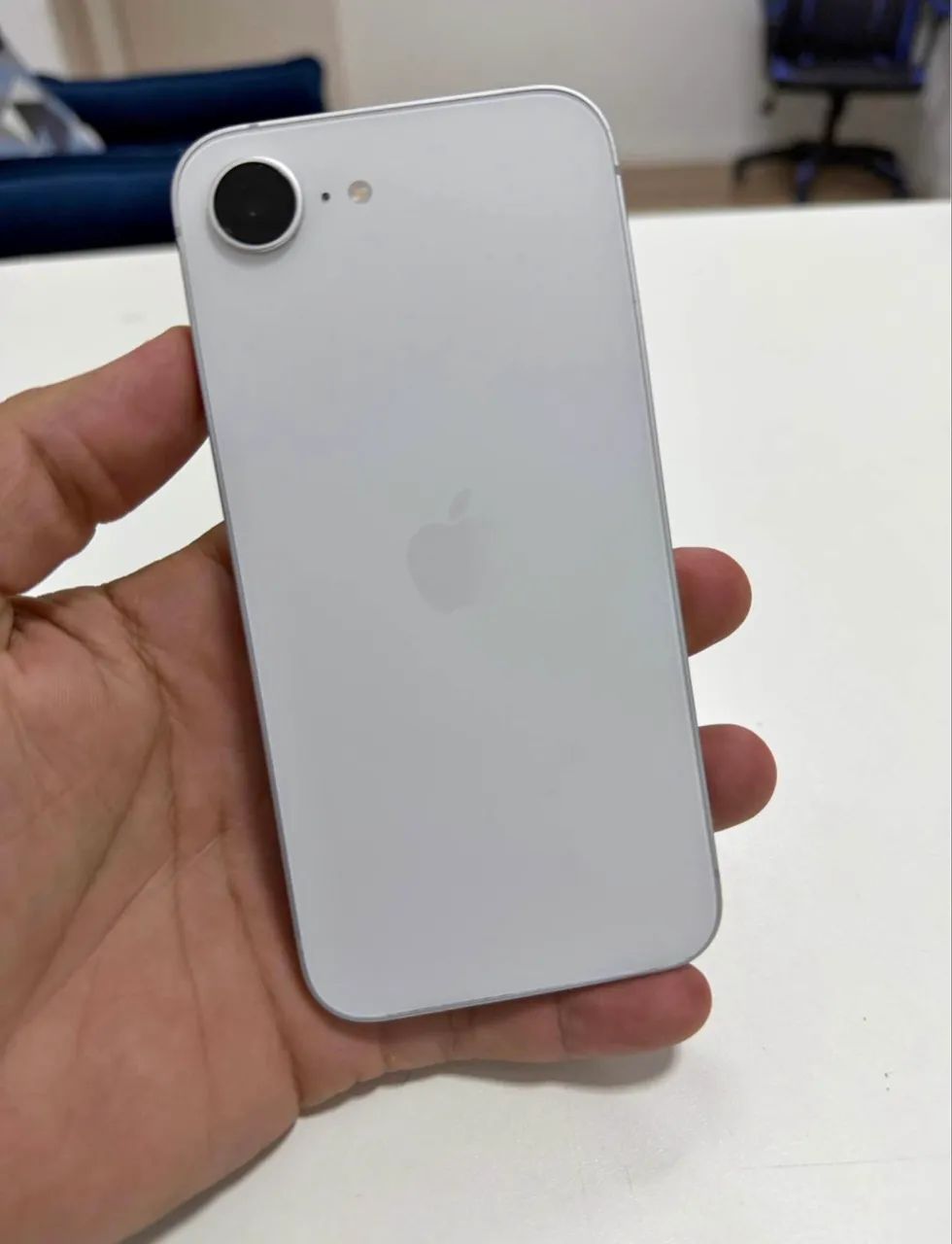 iPhone 16e Branco - 6 meses de uso 