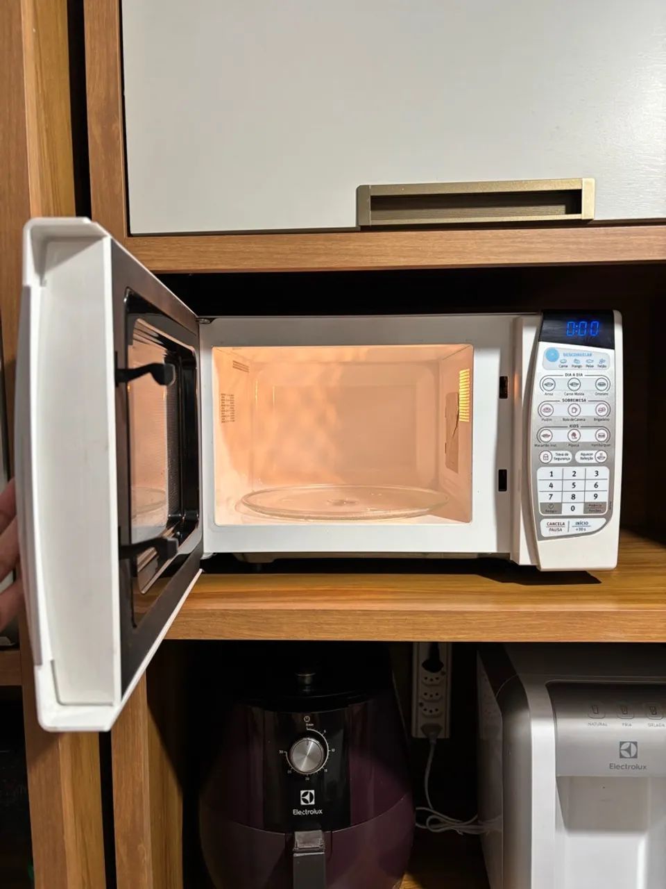 Microondas 20 litros - Foto 2