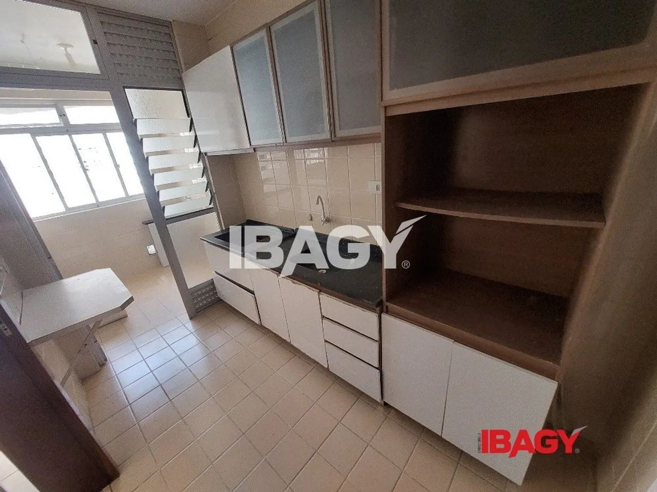 Excelente Apartamento 2 dormitório(s) em Córrego Grande - Florianópolis - Foto 4