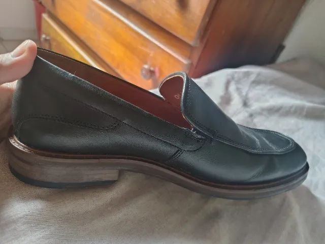 Sapato de couro 