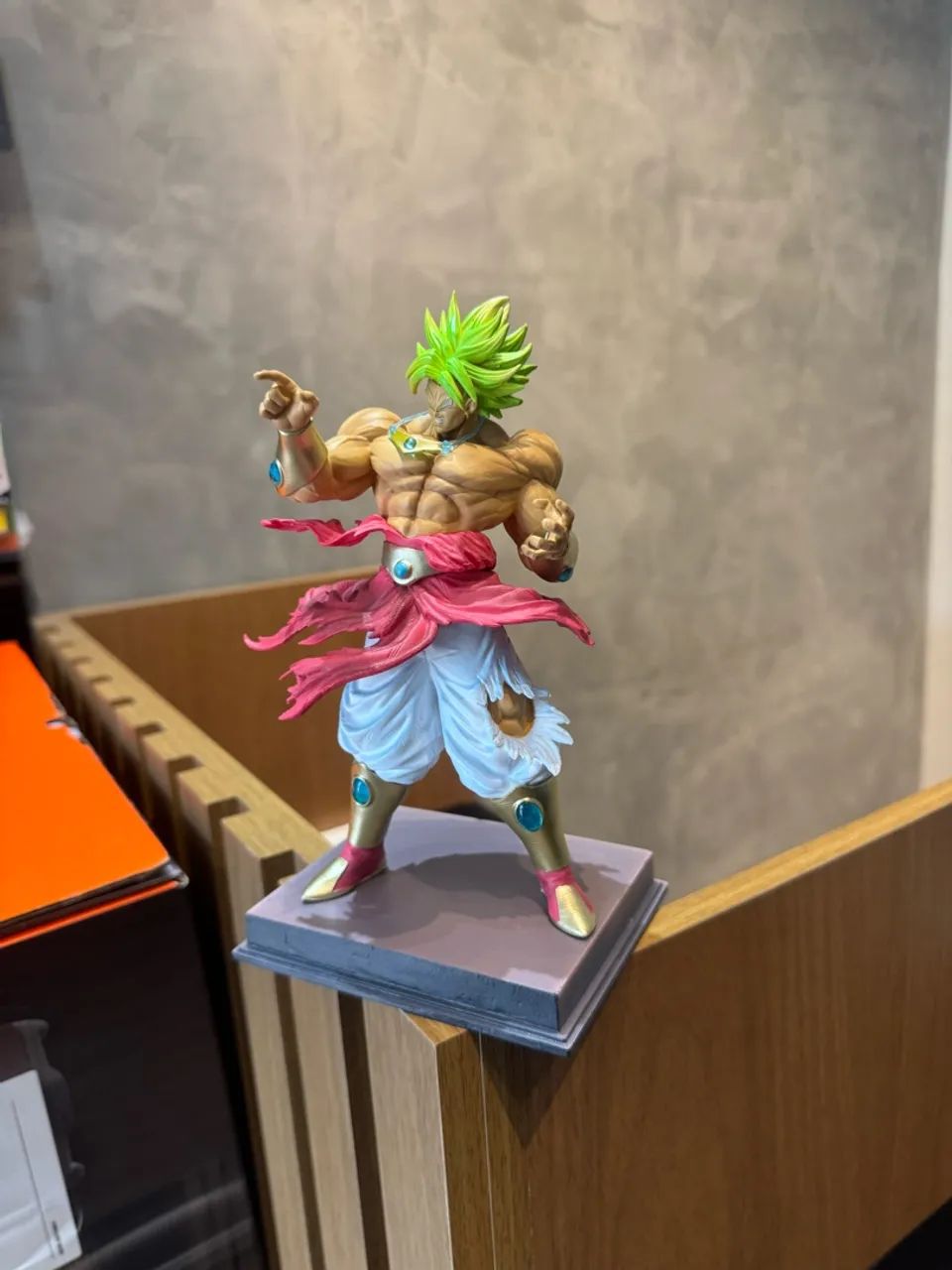 Edition figure Broly Super Saiyan