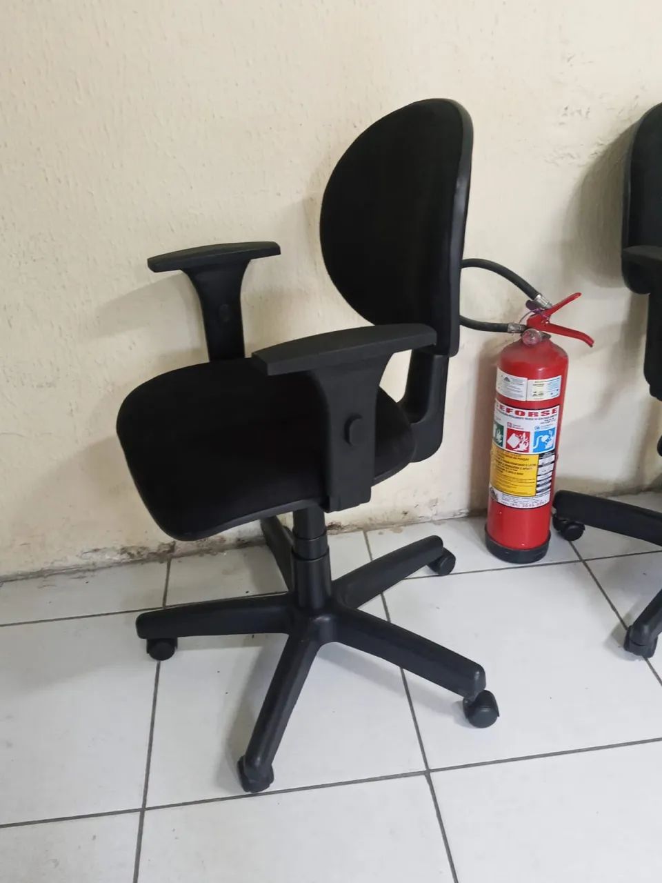 Cadeiras ergométrica RN17  - Foto 4