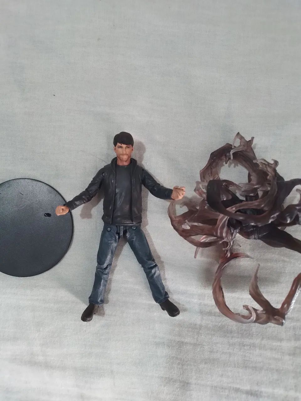 Kile barnes outcast  - Foto 2