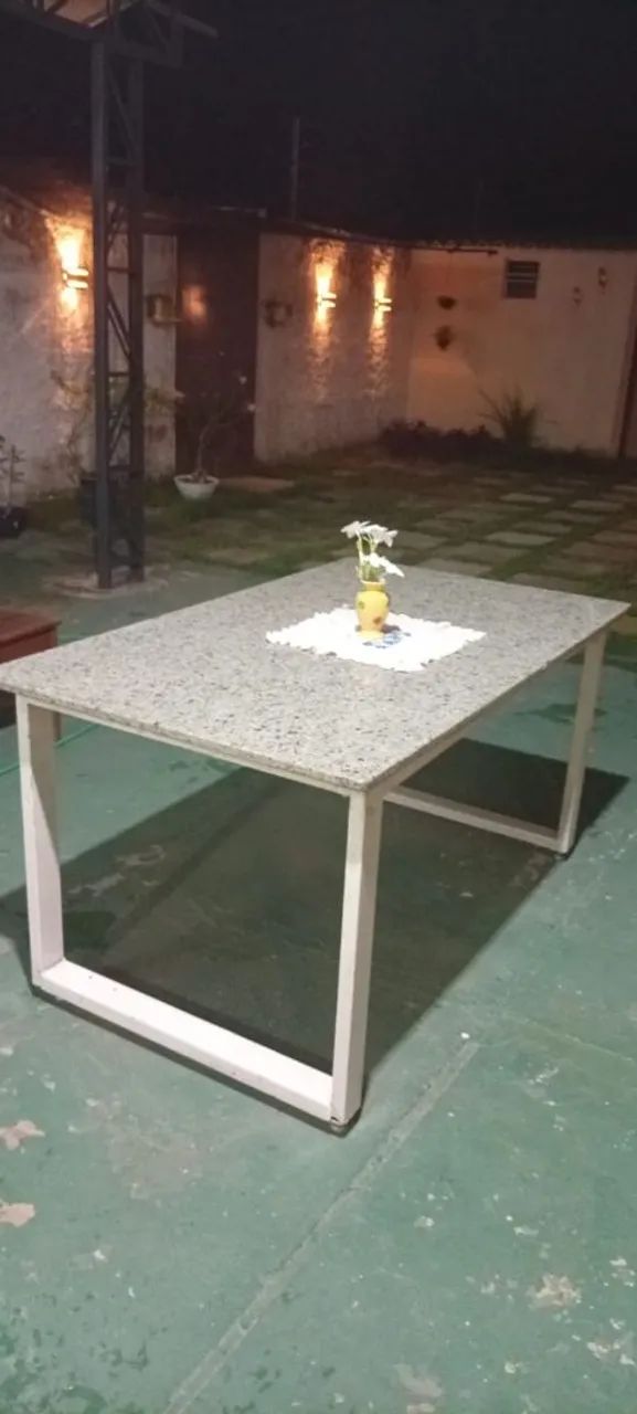 Mesa de Mármore.