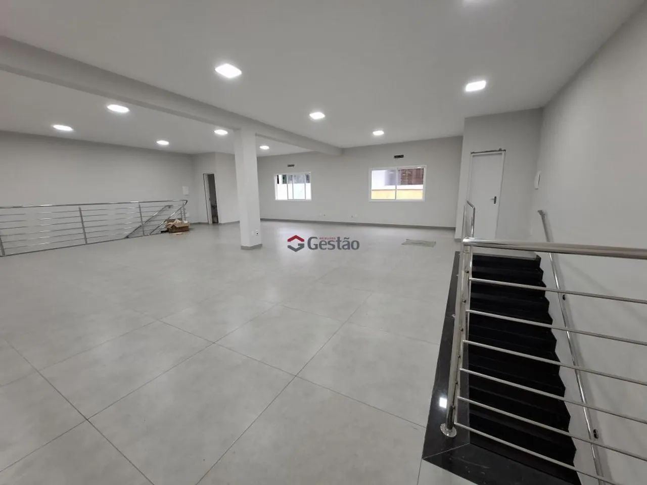 Excelente Loja Nova com mezanino Bairro Moinhos REF: C2021 - Foto 14