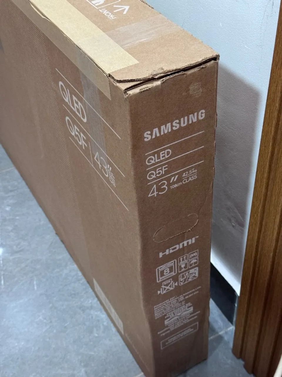 Tv Samsung QLED Q5F de 43 - Foto 2