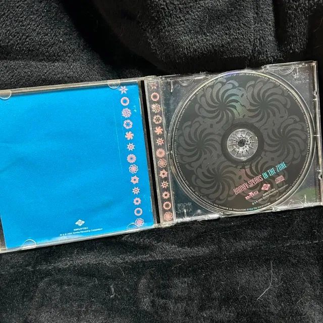 CD IN THE ZONE - BRITNEY SPEARS - Foto 2