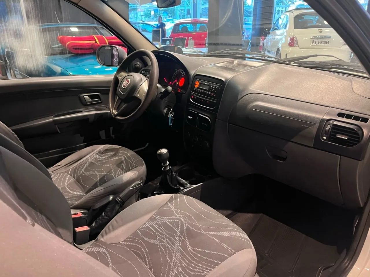 Fiat Strada Working Hard 1.4 Fire Flex 8V CD 2017 - Foto 4