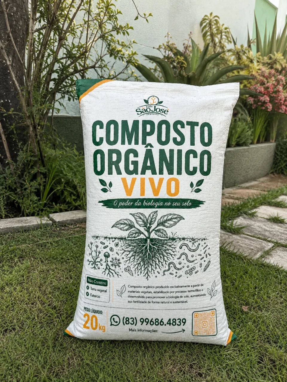 Composto Orgânico - Adubo Feito de compostagem