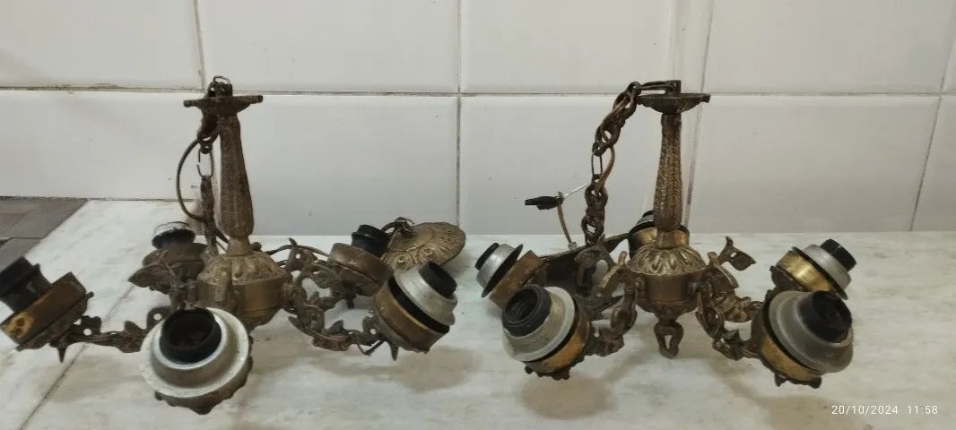 Dois lustres em bronze  - Foto 2