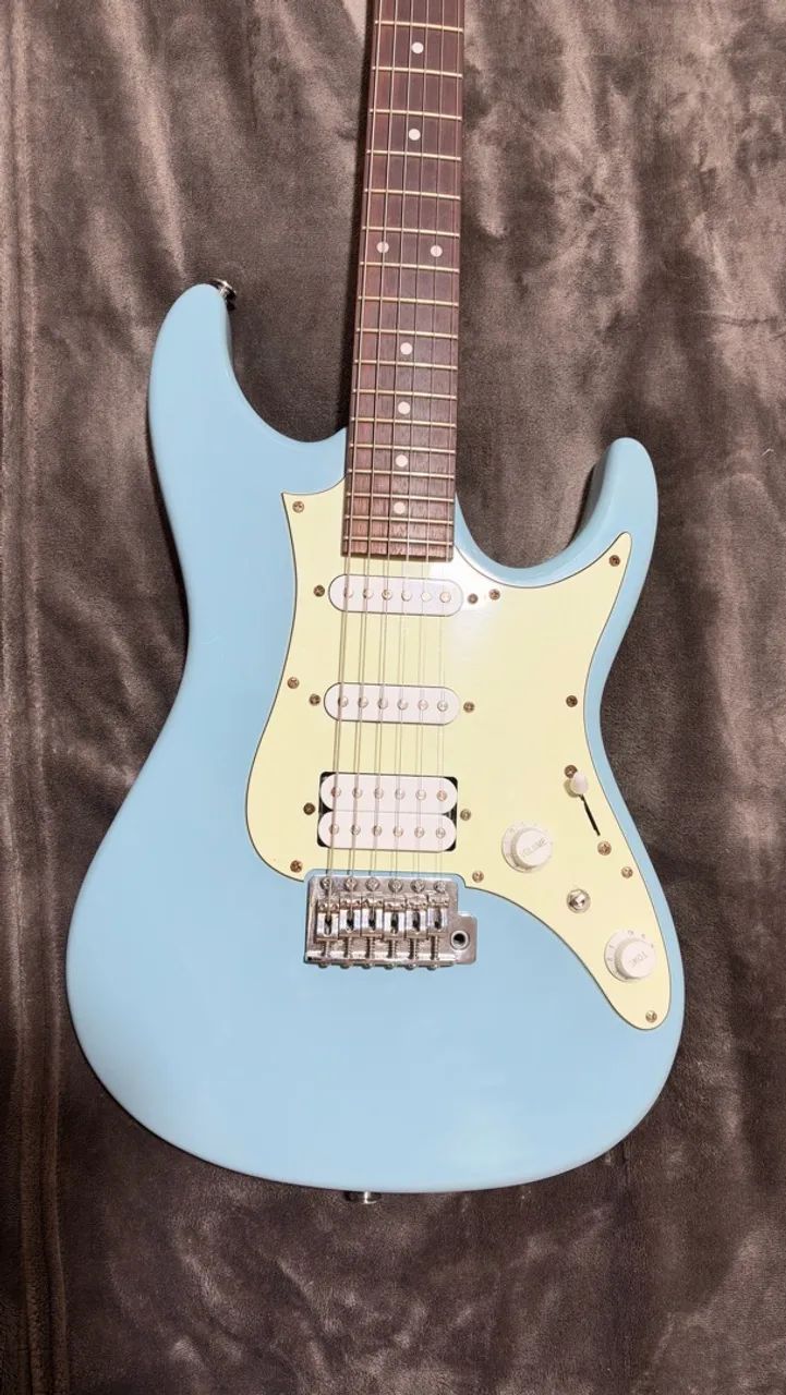 Guitarra Ibanez Azes 40