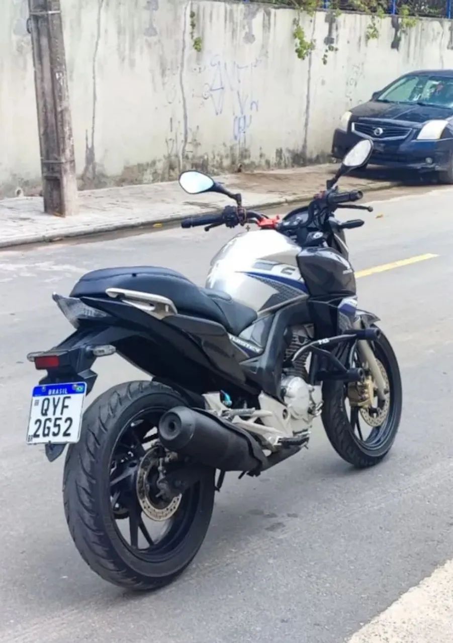 CB250 2020 - Foto 4