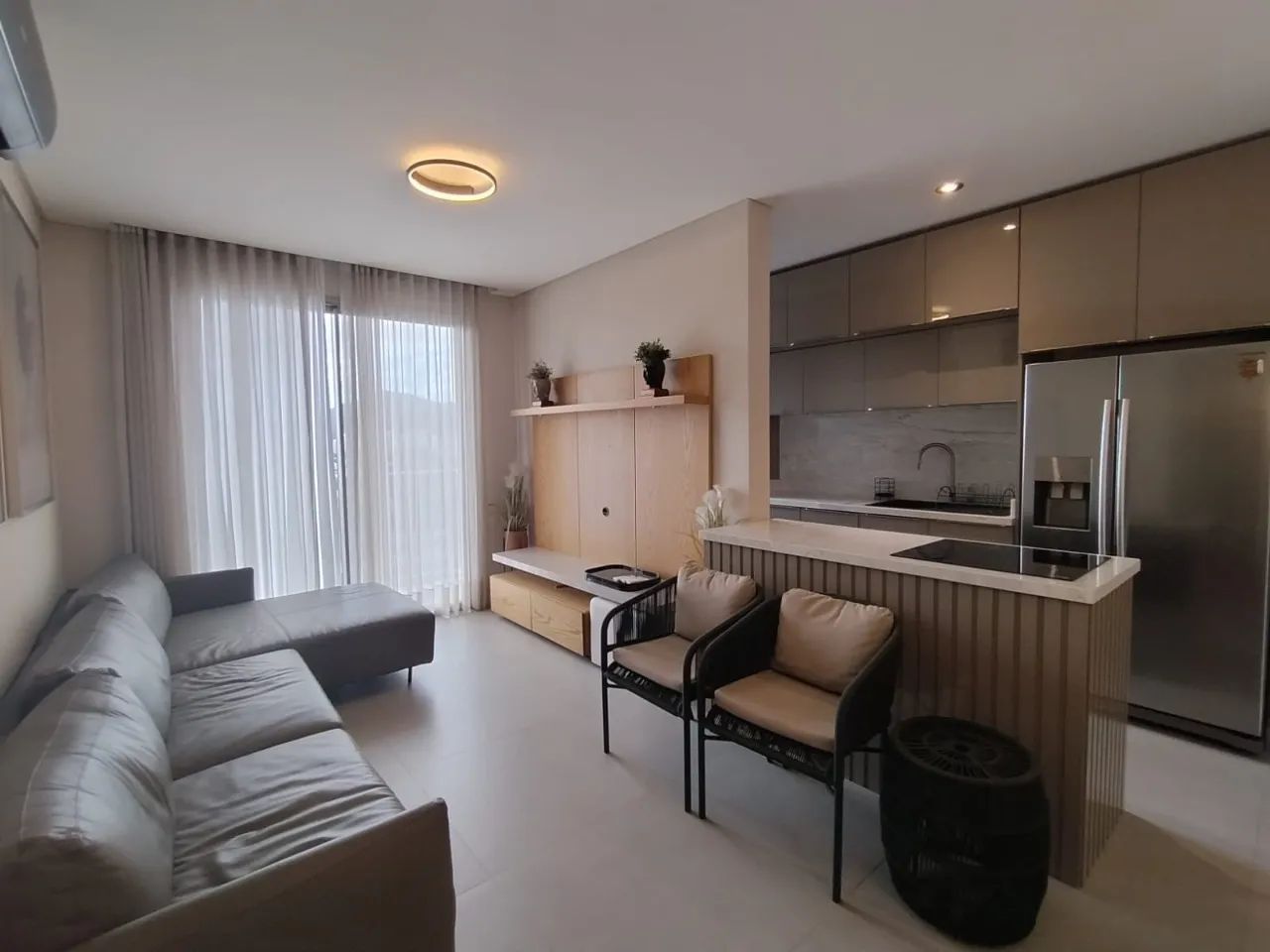 Apartamento 2 suítes mobiliado no Córrego Grande