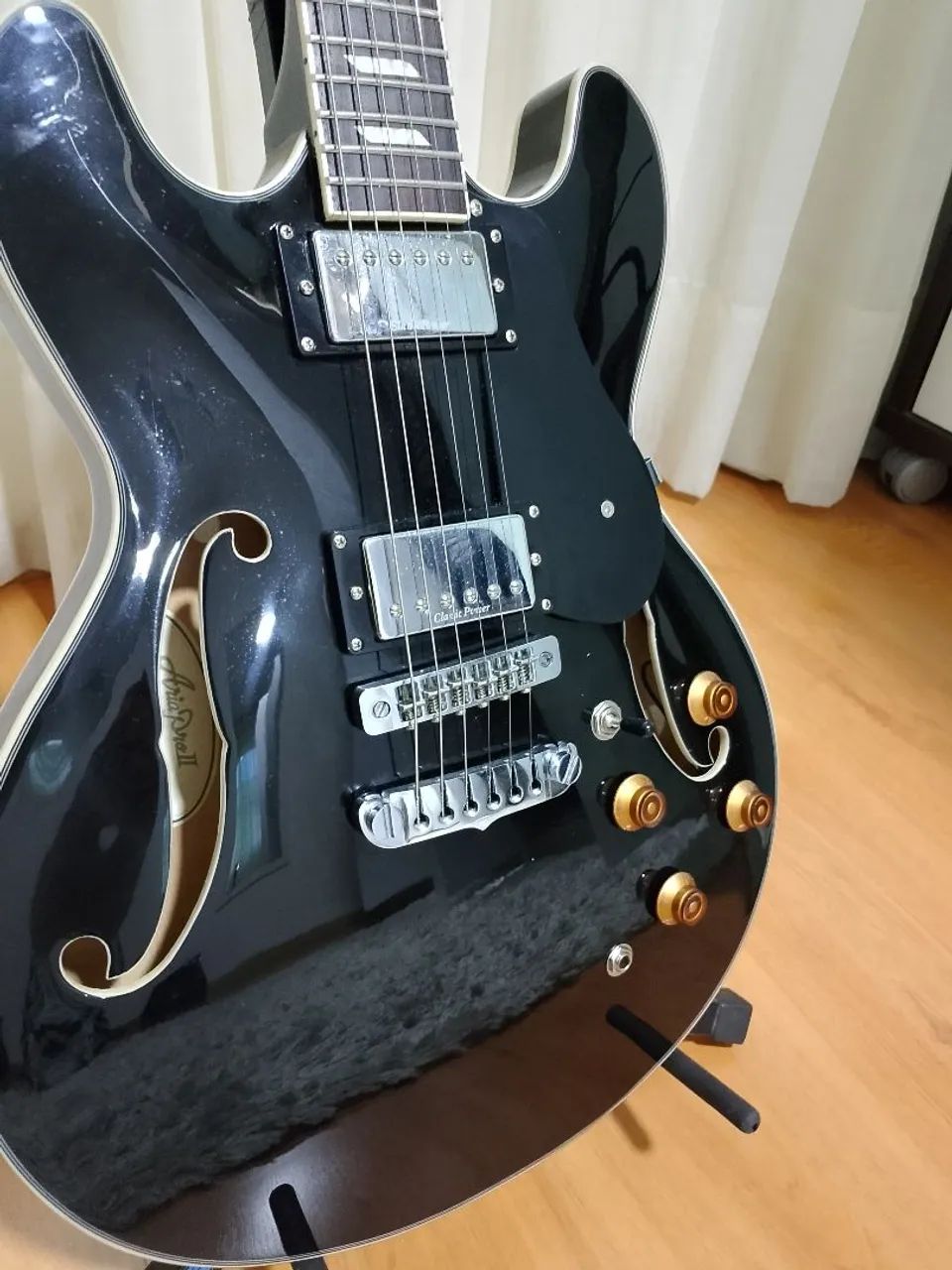 Guitarra Aria Pro II  - Foto 2