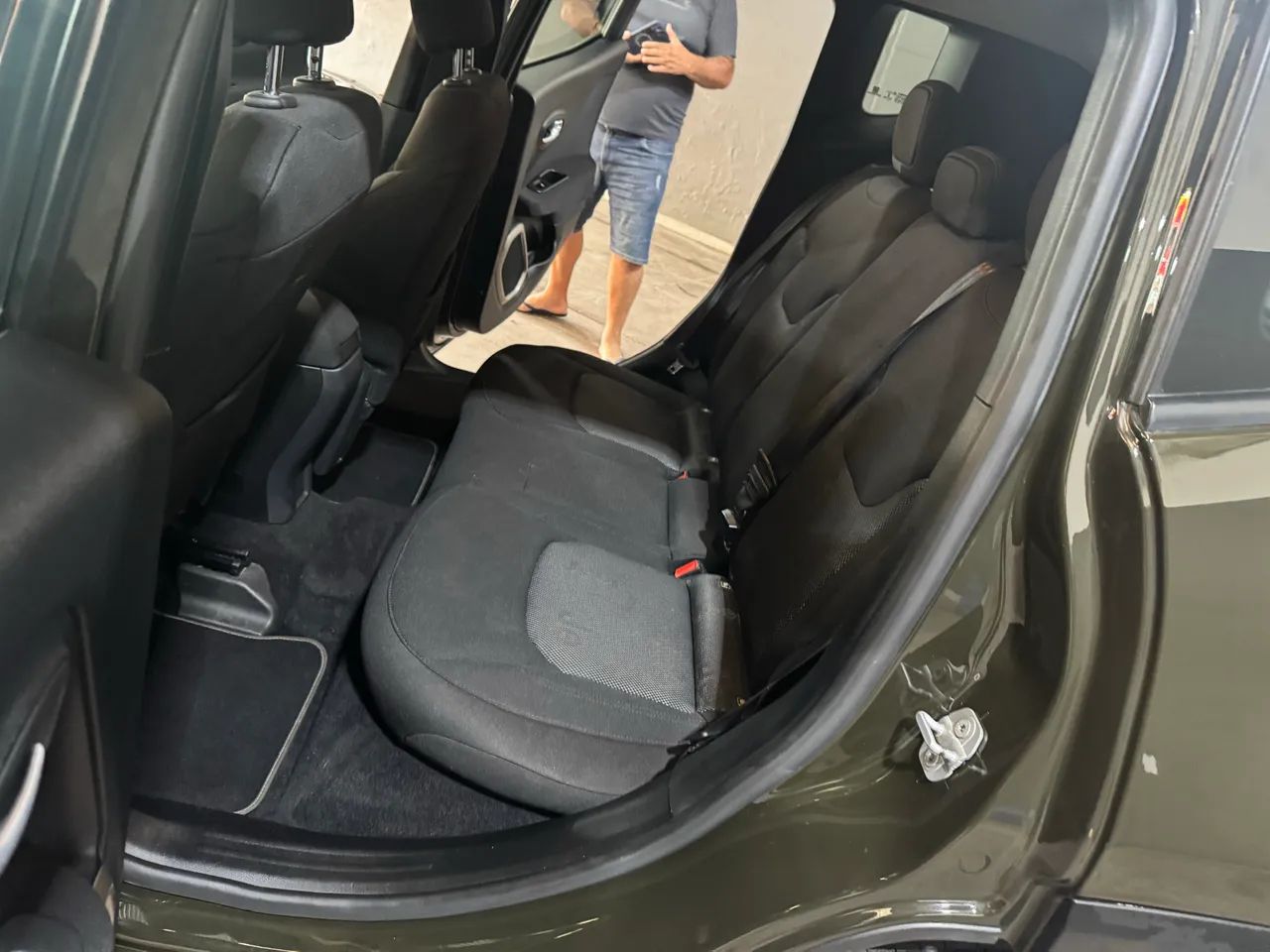 Jeep Renegade Longitude 1.8 4X2 Flex 16V Aut. 2017 - Foto 2