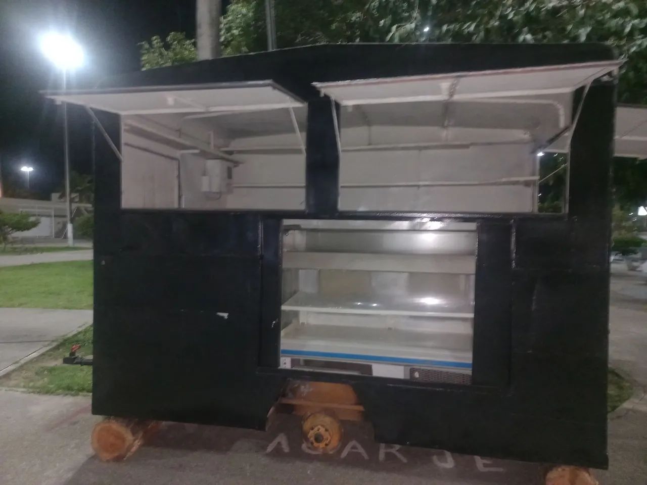Trailer  a venda ou troca em carro motos,terreno. 