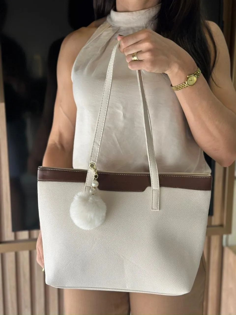 Bolsa Lolla Feminina Grande Chaveiro Pompom