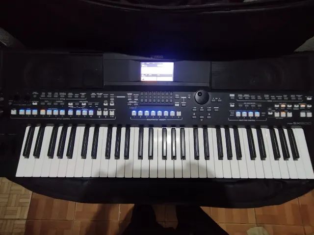 TECLADO MUSICAL YAMAHA SX600 - Foto 4