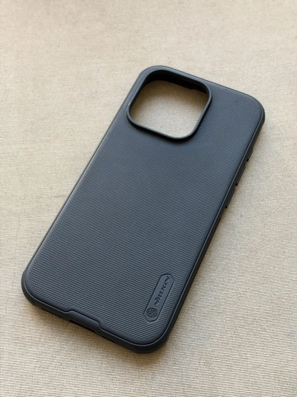 Capa Celular Nilkin Preta iPhone 15 pro