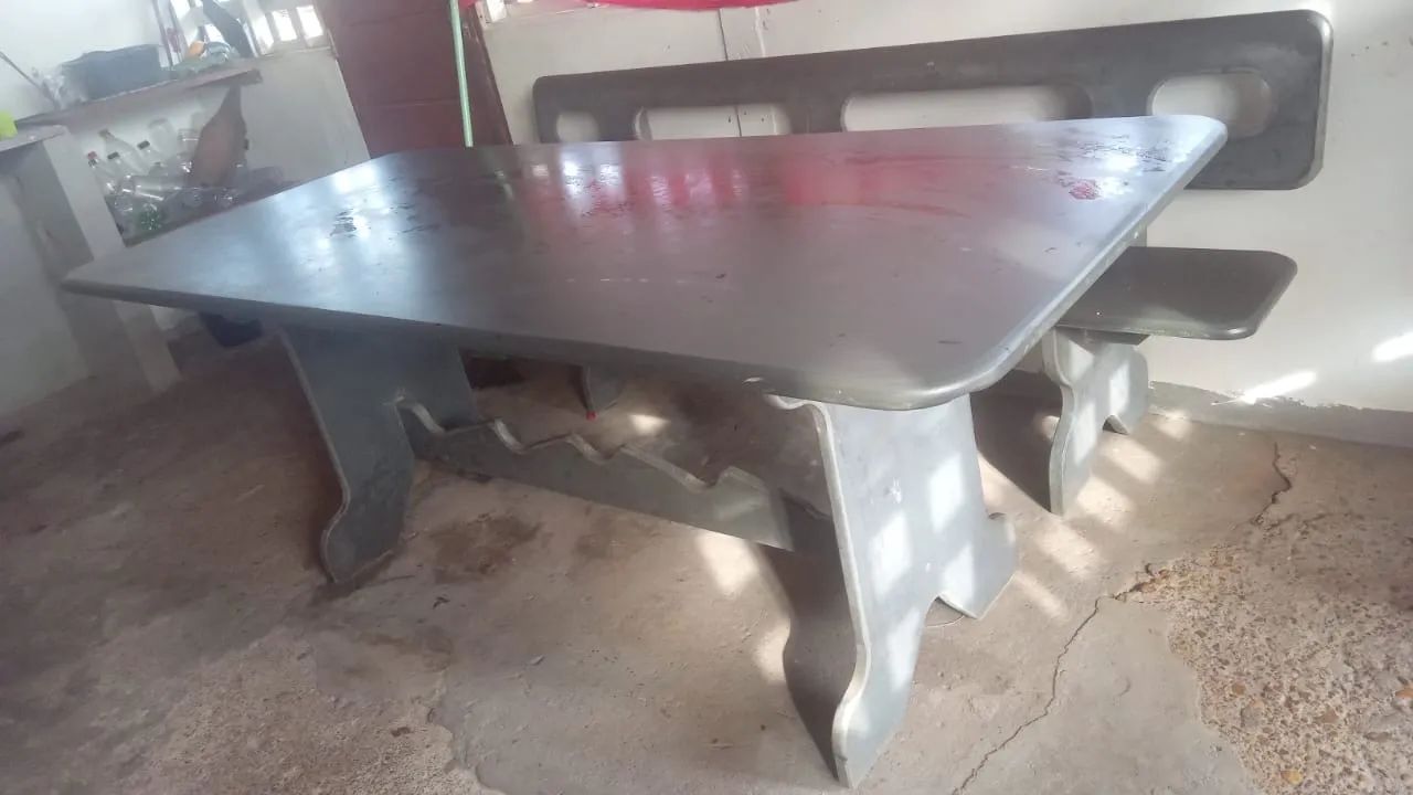 Mesa em pedra