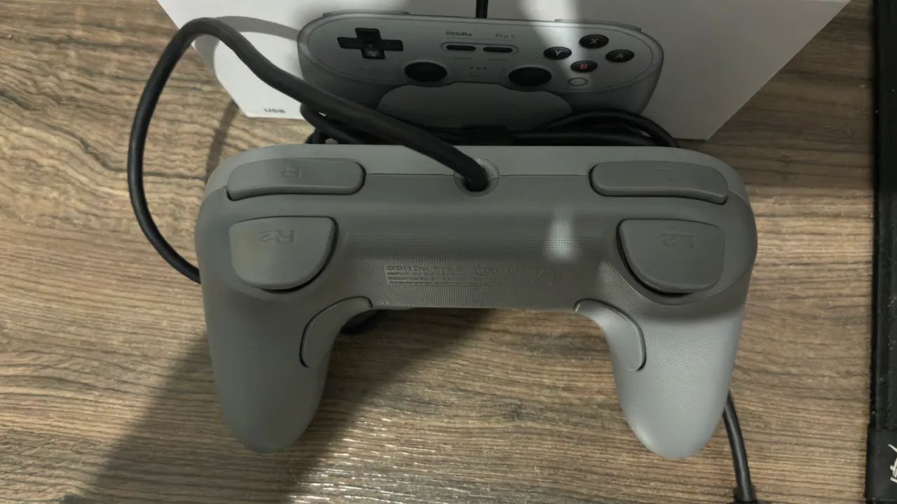 8BitDo Pro 2 Wired Controle - Foto 3
